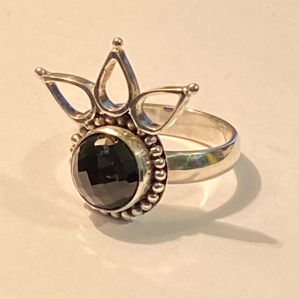 925 Sterling Silver and Black Stone Crown Ring